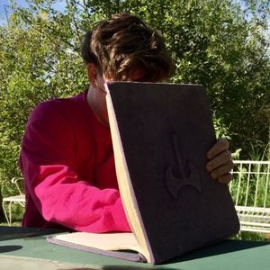 Meet your Posher, Mara